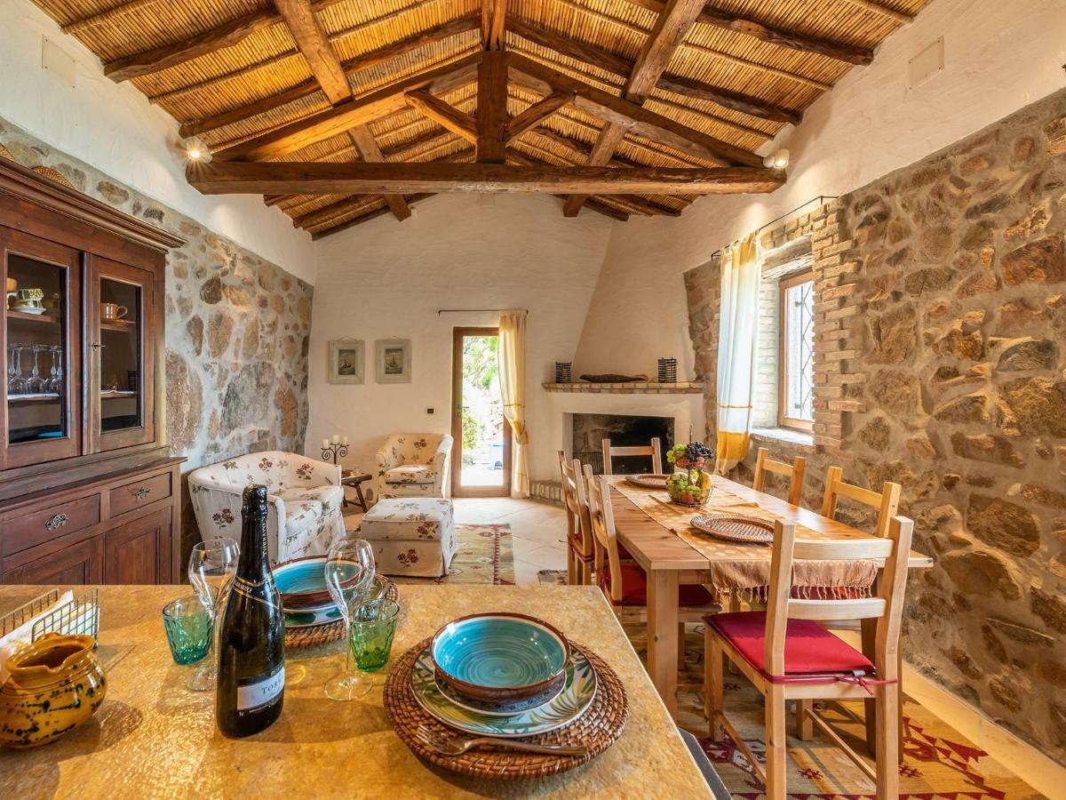 Angolo Di Paradiso Sul Mare Geremeas Bagian luar foto